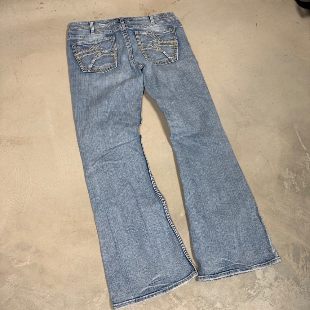 Light Blue Women's Jeans These Meeasure 34×30